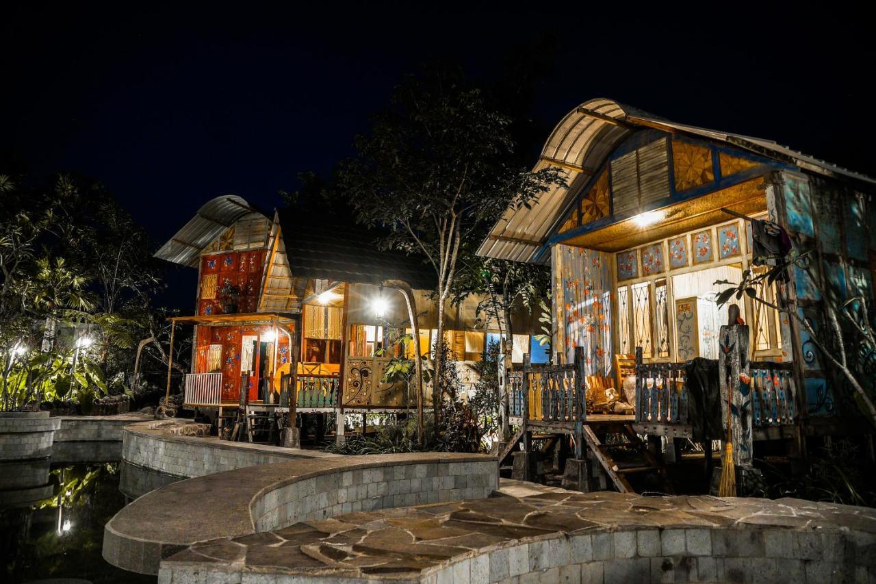 La Luna Resort Yogyakarta Sleman  Luaran gambar